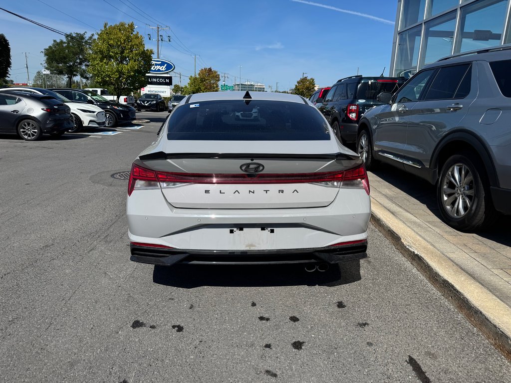 2022 Hyundai Elantra in Brossard, Quebec - 9 - w1024h768px