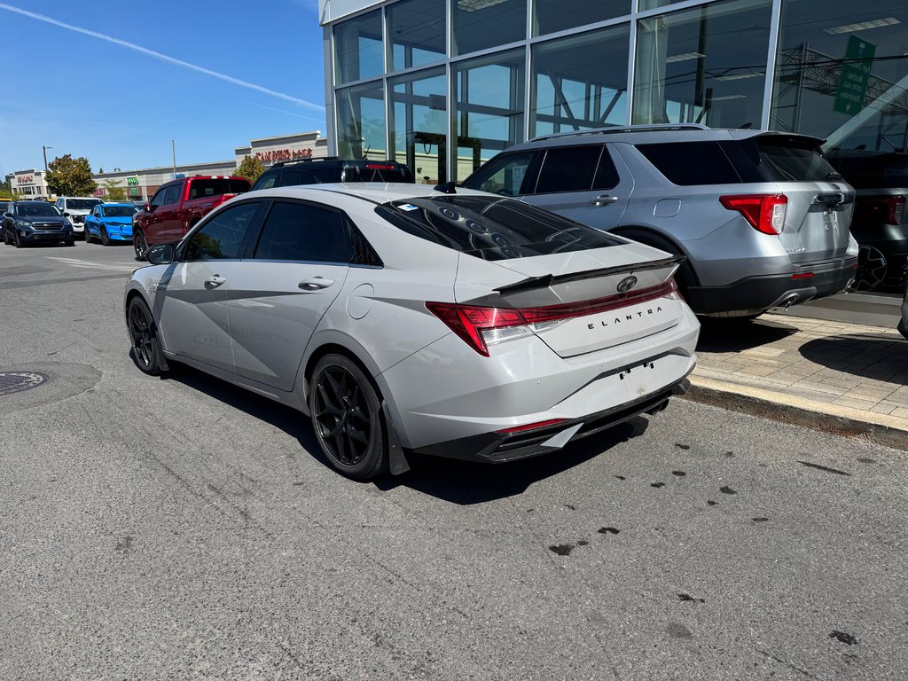 2022 Hyundai Elantra in Brossard, Quebec - 7 - w1024h768px