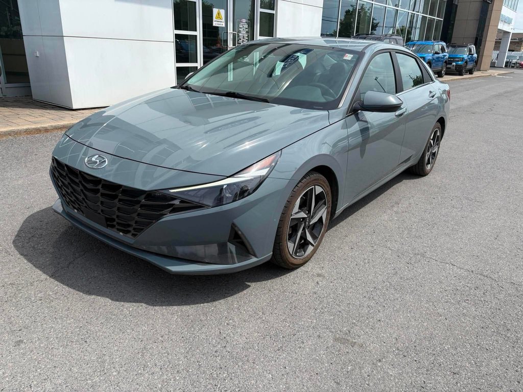 2023 Hyundai Elantra in Brossard, Quebec - 1 - w1024h768px
