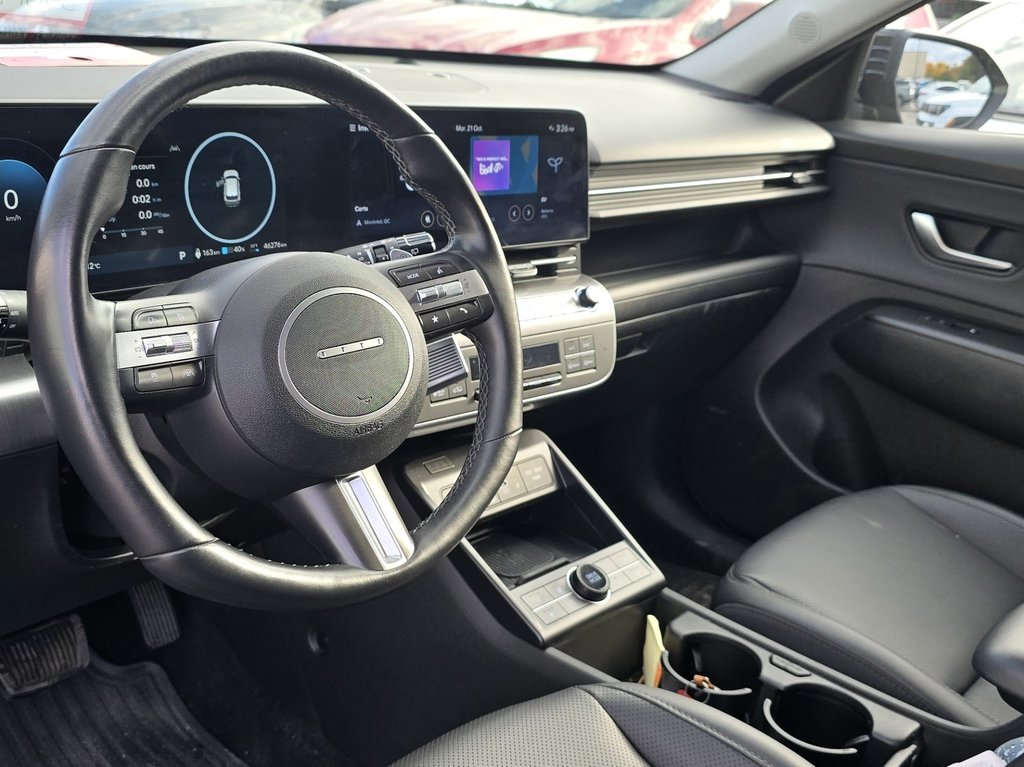 2025 Hyundai KONA ELECTRIC ULTIMATE TOIT CUIR BOSE NAVI BLUELINK in Montréal, Quebec - 12 - w1024h768px