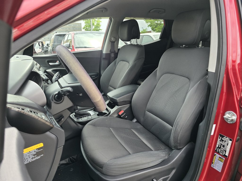 Hyundai Santa Fe Sport PREMIUM AWD SIÈGES CHAUFFANTS A/C BLUETOOTH 2014 à Montréal, Québec - 7 - w1024h768px