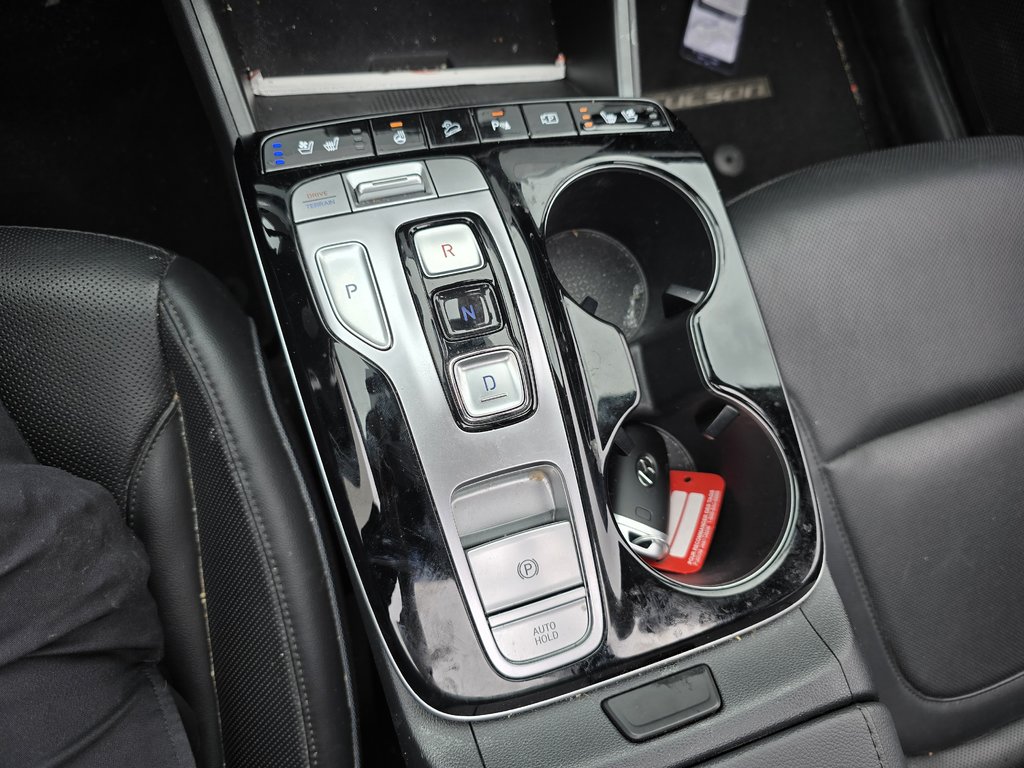 Hyundai Tucson Hybrid ULTIMATE HYBRID AWD TOIT PANORAMIQUE NAVI CUIR CAM 2023 à Montréal, Québec - 9 - w1024h768px