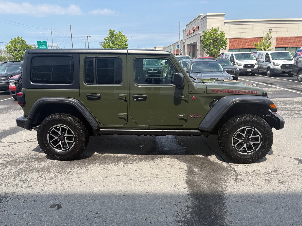 Jeep Wrangler Rubicon | 4X4 | 4DOOR | V6 3.6L | HARD TOP | 2024 à Brossard, Québec - 7 - w1024h768px