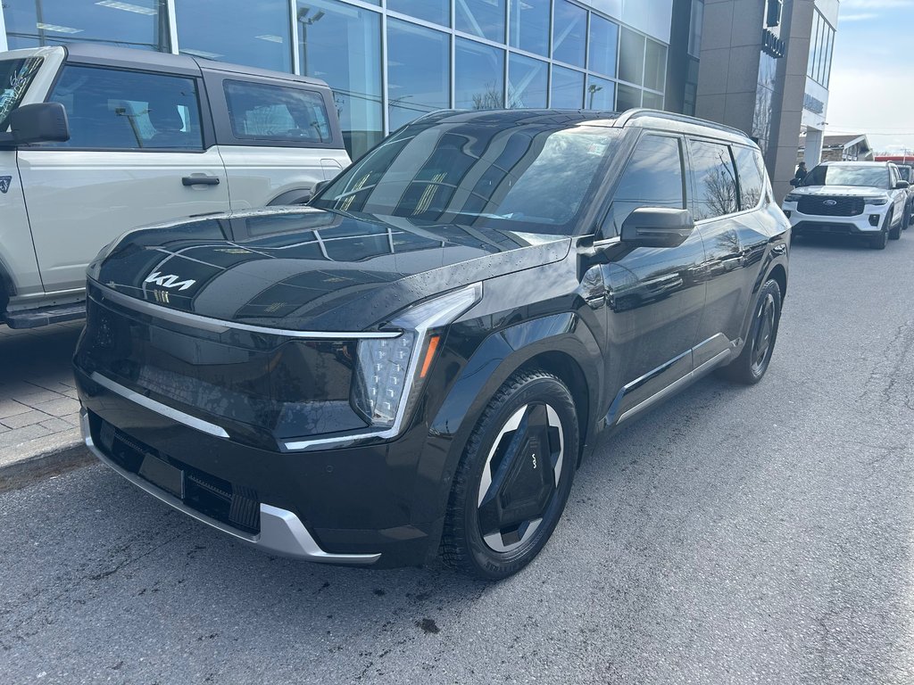 Kia EV9  2025 à Brossard, Québec - 1 - w1024h768px