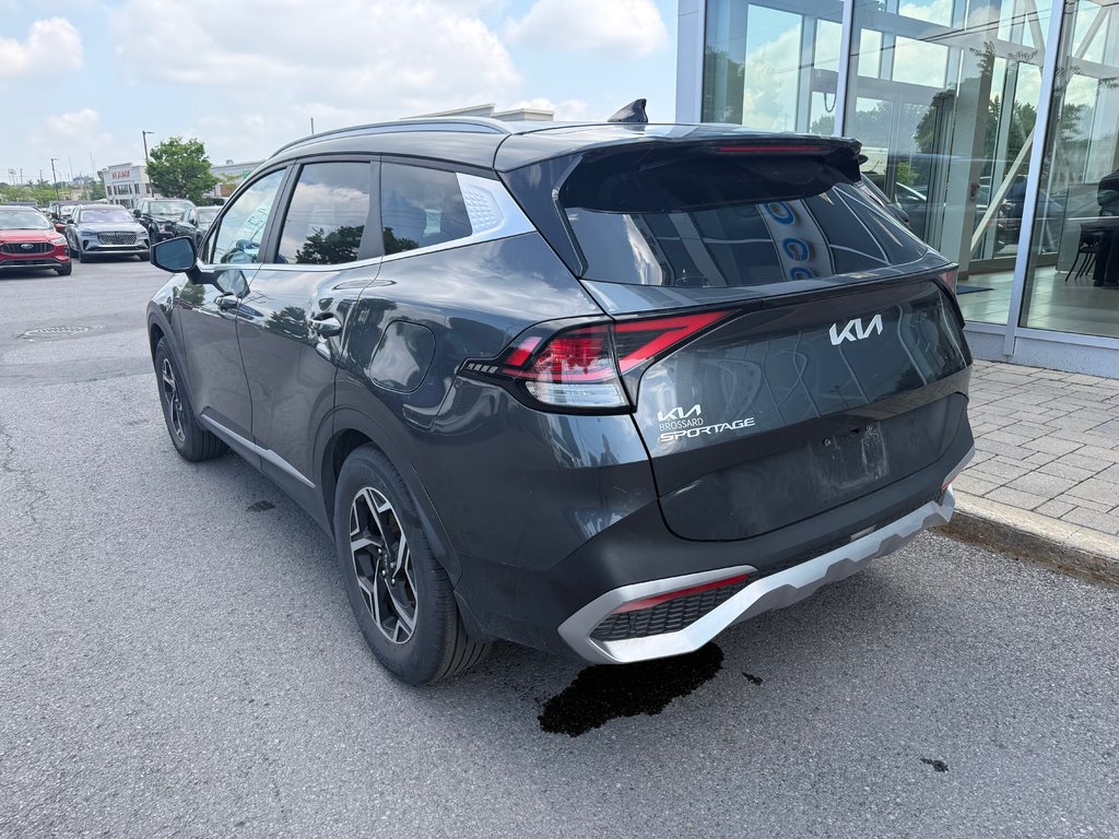 Kia Sportage  2023 à Brossard, Québec - 7 - w1024h768px