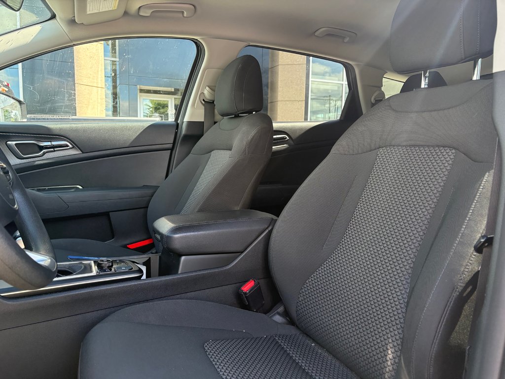 2024 Kia Sportage in Brossard, Quebec - 11 - w1024h768px