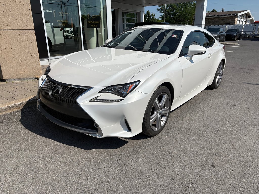 2016 Lexus RC 300 in Brossard, Quebec - 1 - w1024h768px