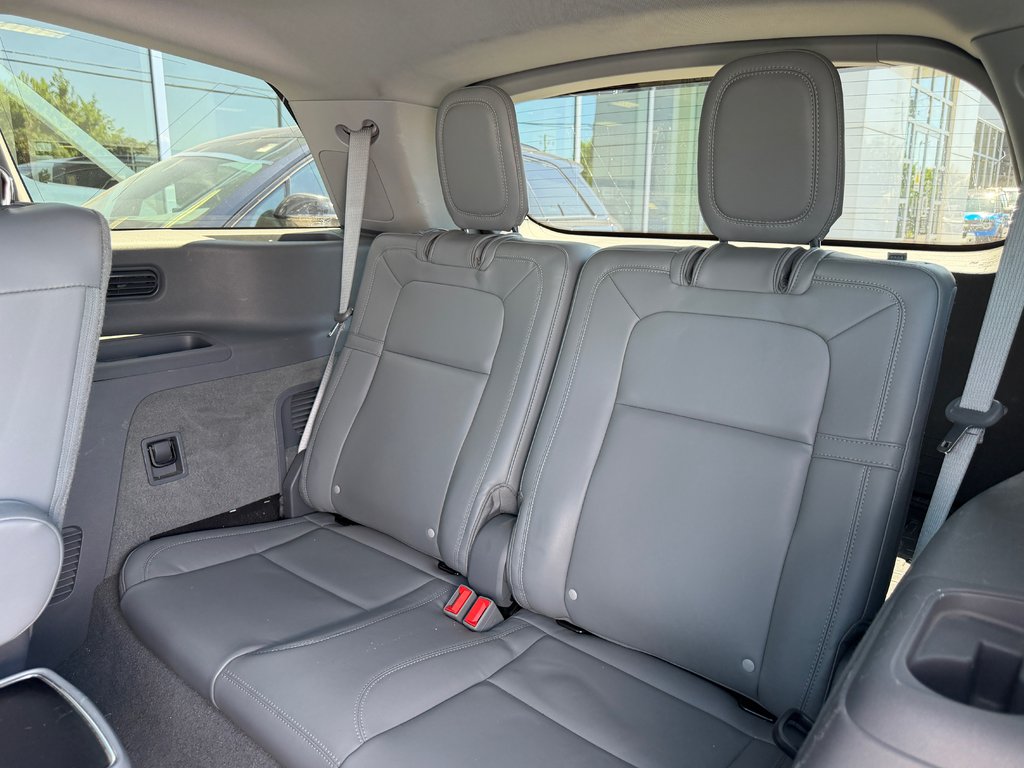 2020 Lincoln Aviator Reserve 202A | AWD | ENS COMMODITÉ | HANDLING PACK in Brossard, Quebec - 16 - w1024h768px