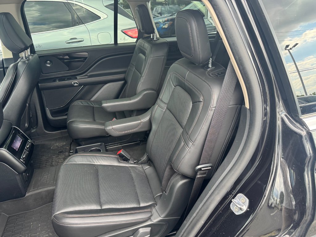 2023 Lincoln Aviator in Brossard, Quebec - 13 - w1024h768px