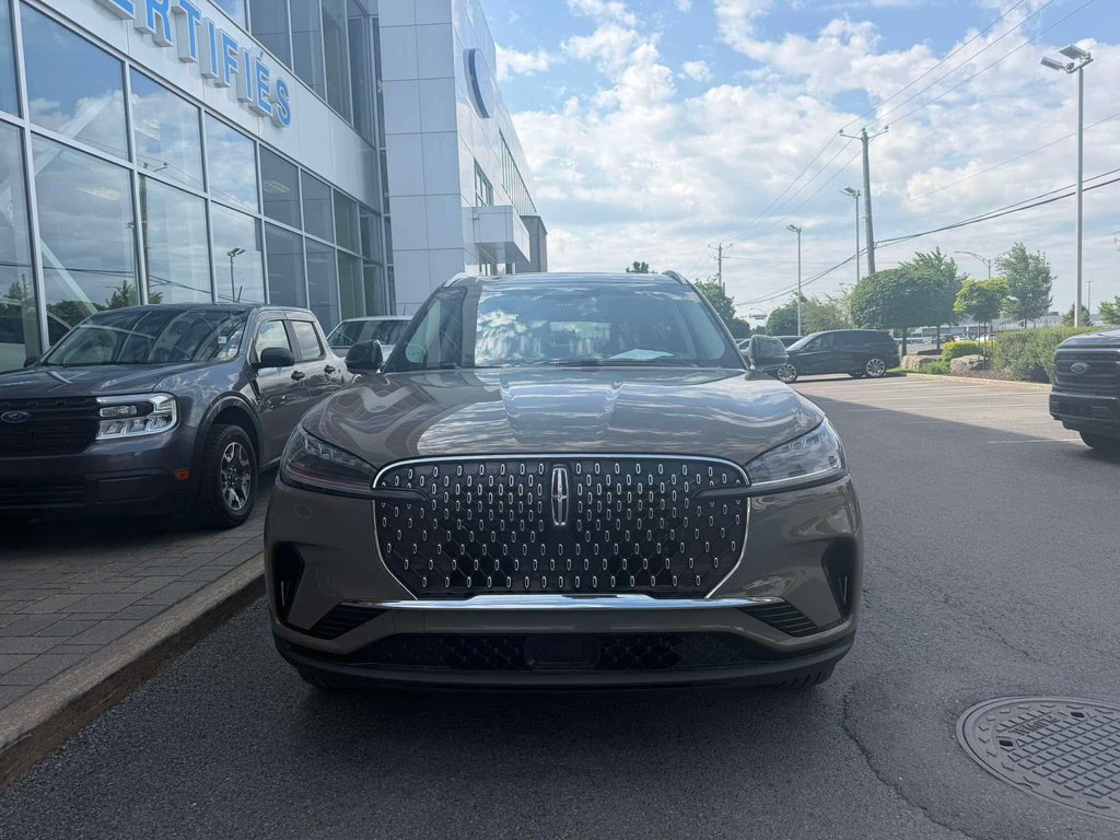 Lincoln Aviator  2025 à Brossard, Québec - 3 - w1024h768px