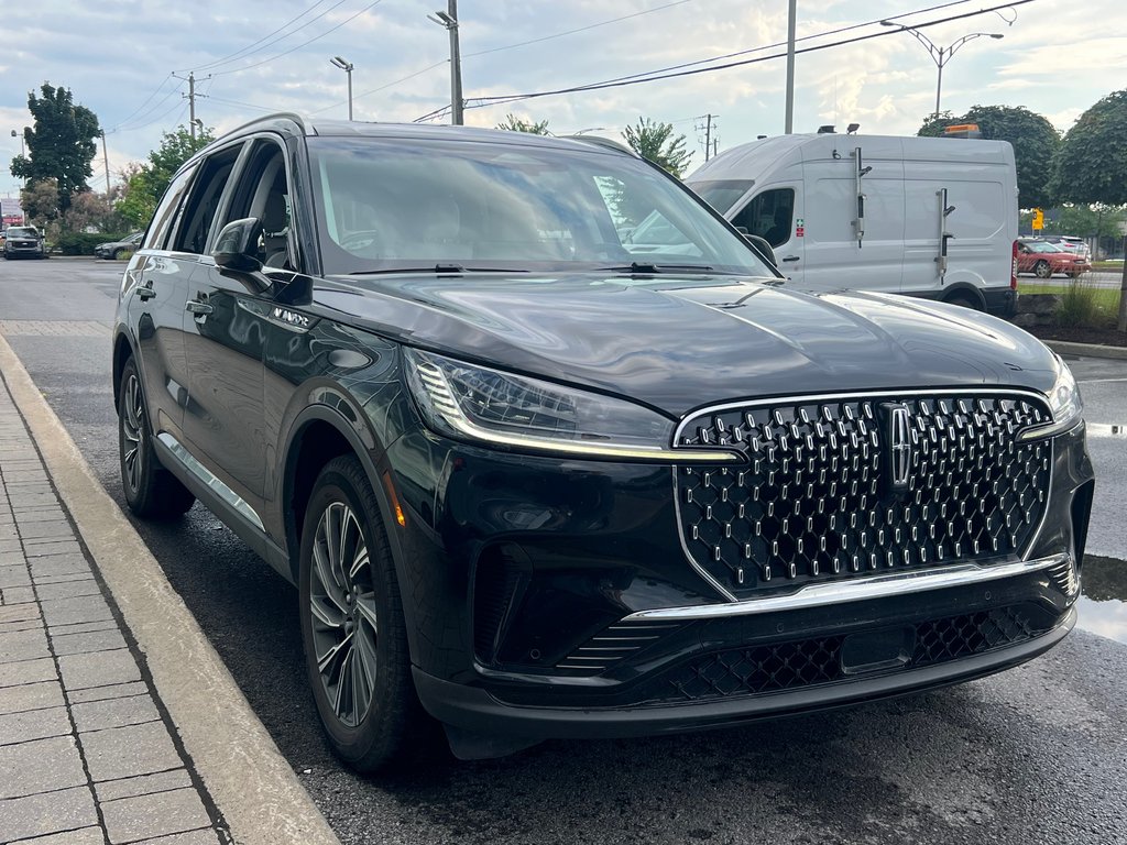 Lincoln Aviator  2025 à Brossard, Québec - 3 - w1024h768px