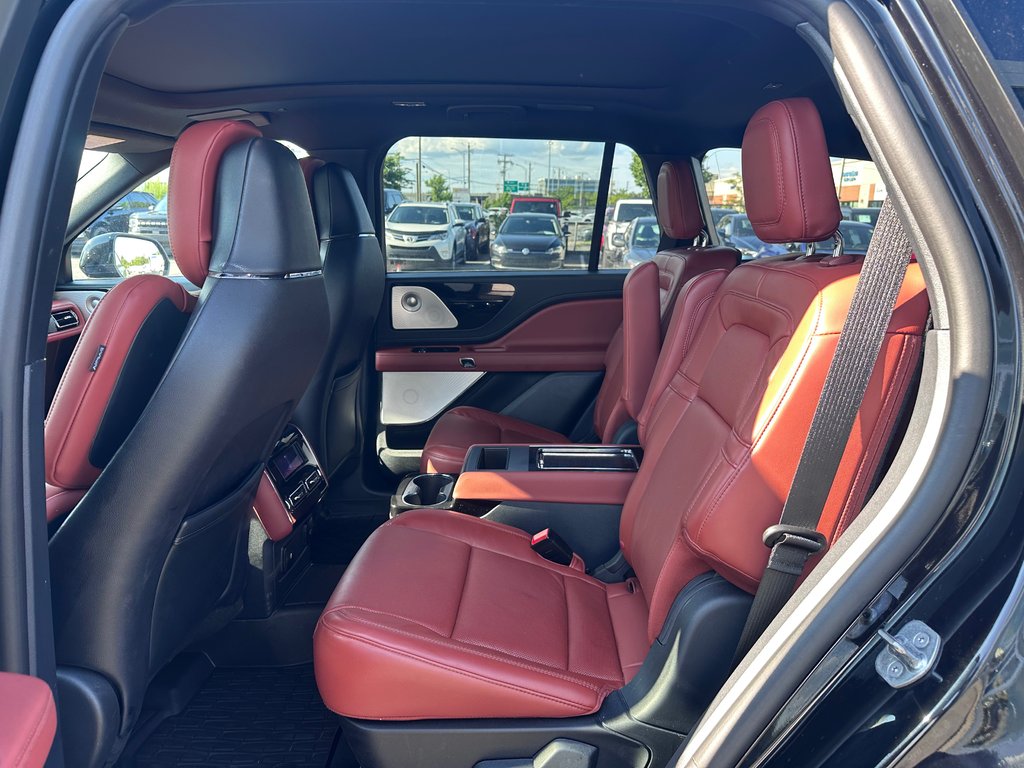 2026 Lincoln Aviator in Brossard, Quebec - 11 - w1024h768px