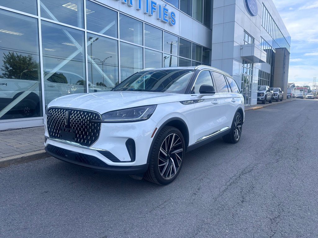 Lincoln Aviator Reserve | AWD | SPÉCIAL DÉMO | TOIT PANO | 22PO | 2026 à Brossard, Québec - 1 - w1024h768px