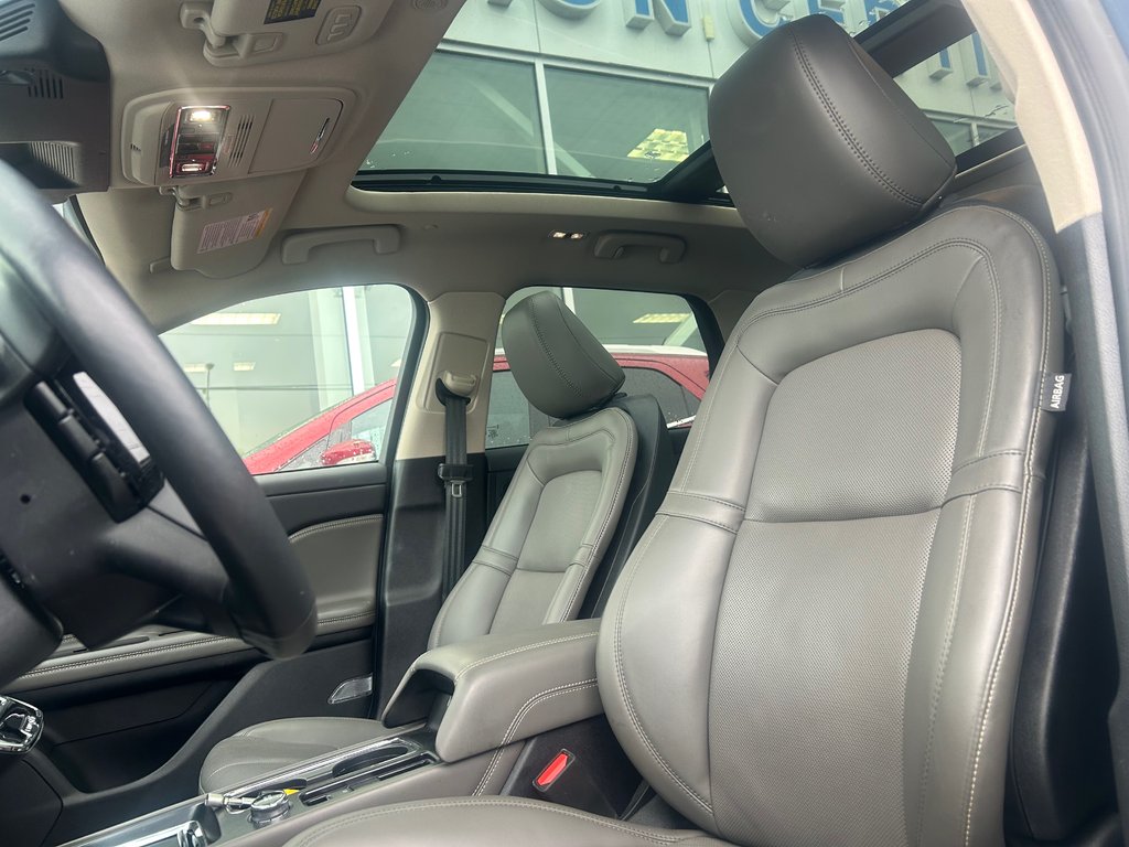 2023 Lincoln CORSAIR in Brossard, Quebec - 11 - w1024h768px