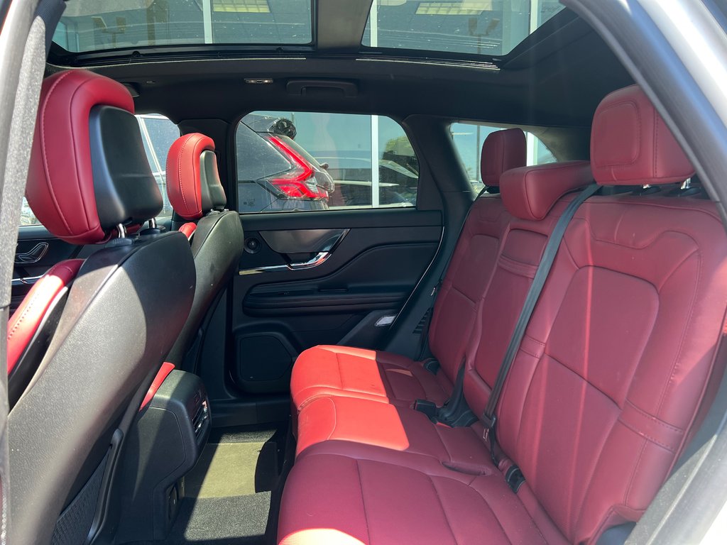 Lincoln Corsair  2024 à Brossard, Québec - 15 - w1024h768px
