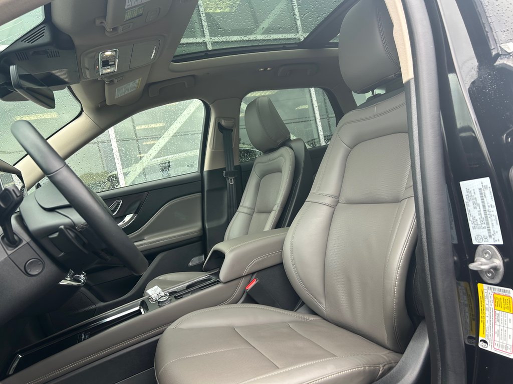 Lincoln Corsair Reserve | AWD | SPÉCIAL DÉMO 3.99% | TOIT PANO | 2026 à Brossard, Québec - 11 - w1024h768px