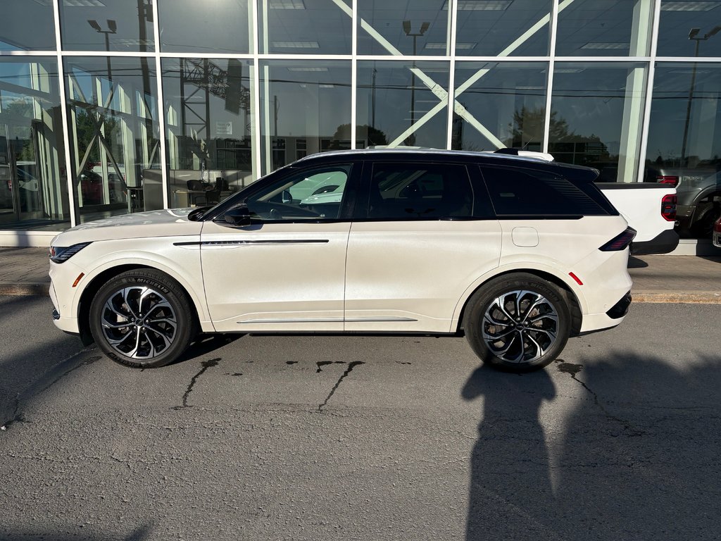 Lincoln Nautilus  2024 à Brossard, Québec - 5 - w1024h768px