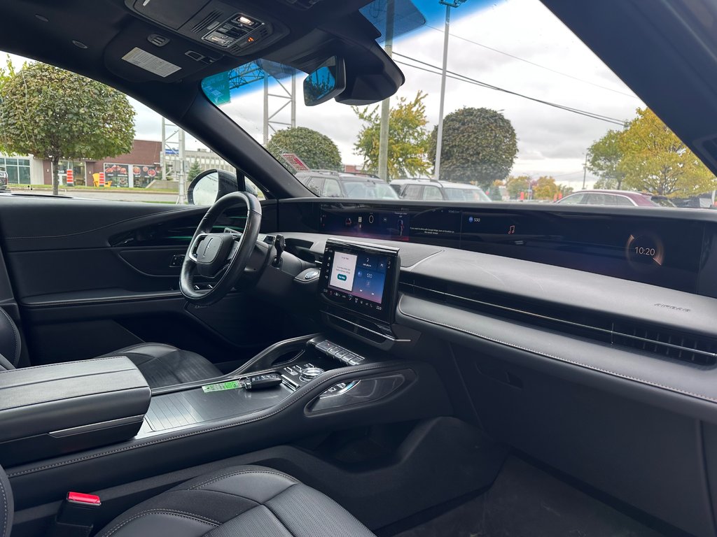 2024 Lincoln Nautilus in Brossard, Quebec - 11 - w1024h768px