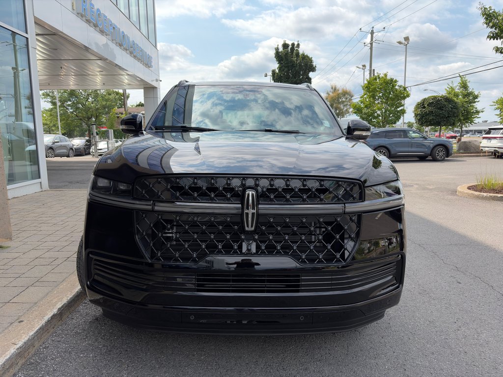 2027 Lincoln Navigator Reserve 4x4 in Brossard, Quebec - 2 - w1024h768px