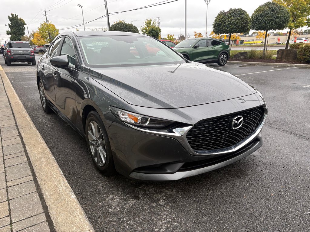 Mazda 3  2023 à Brossard, Québec - 13 - w1024h768px
