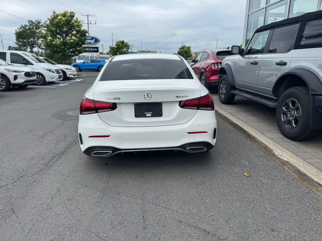 Mercedes-Benz A-Class  2021 à Brossard, Québec - 9 - w1024h768px