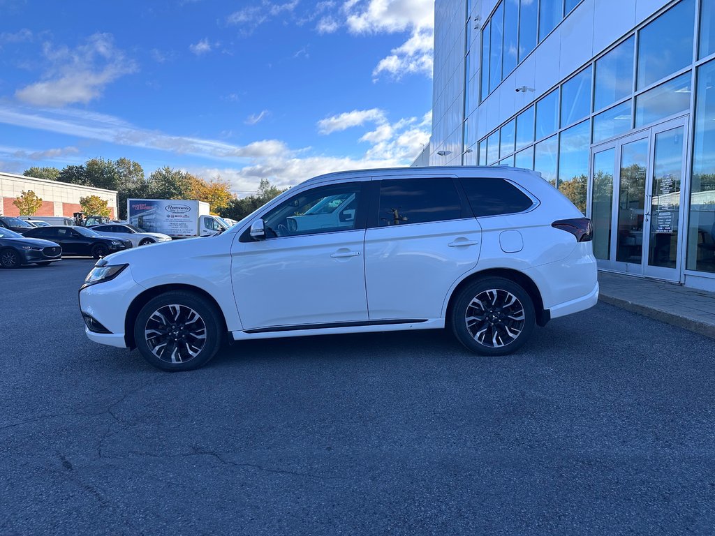 2018 Mitsubishi Outlander PHEV in Brossard, Quebec - 3 - w1024h768px