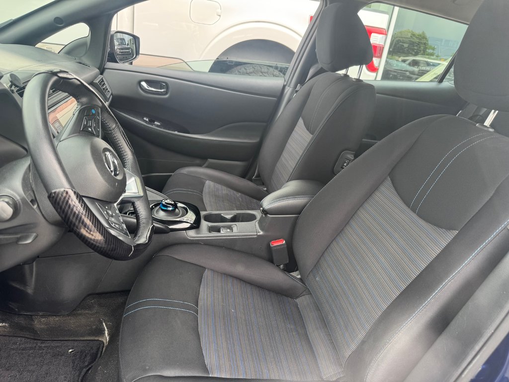 2022 Nissan Leaf in Brossard, Quebec - 11 - w1024h768px