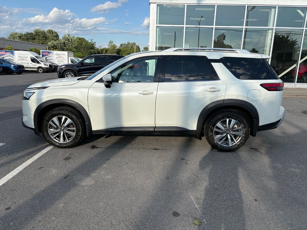 Nissan Pathfinder  2023 à Brossard, Québec - 11 - w1024h768px