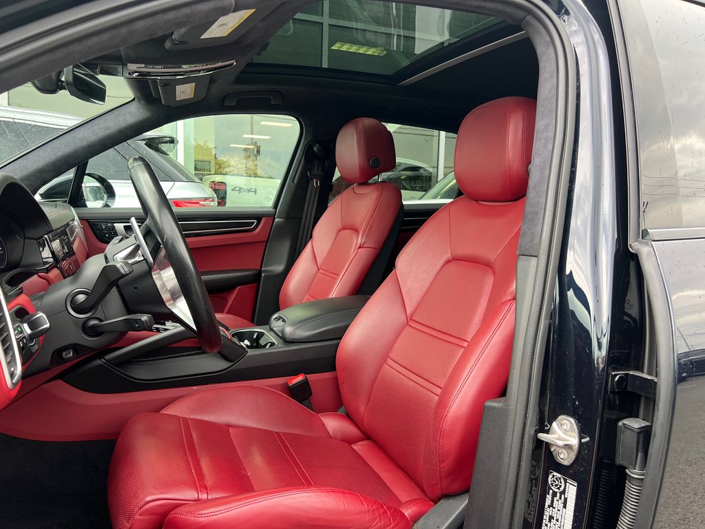 Porsche Cayenne  2021 à Brossard, Québec - 11 - w1024h768px