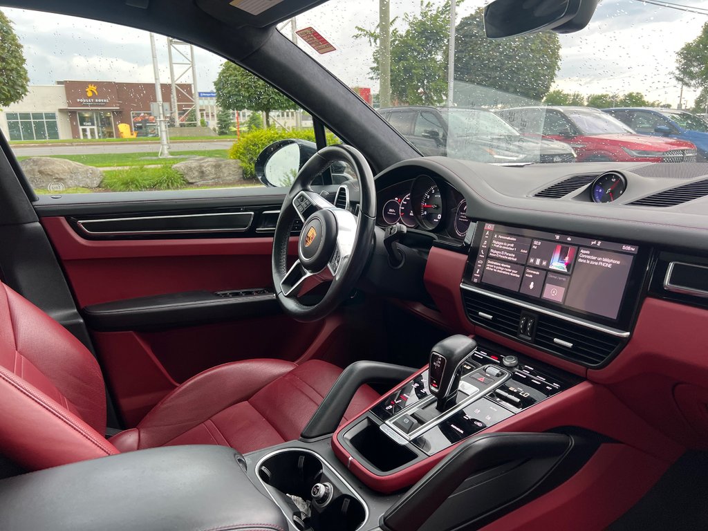 Porsche Cayenne  2021 à Brossard, Québec - 13 - w1024h768px