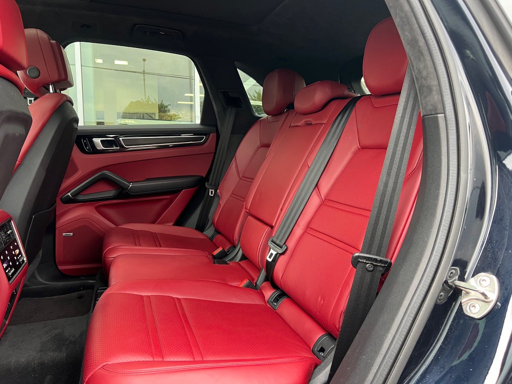 Porsche Cayenne  2021 à Brossard, Québec - 15 - w1024h768px