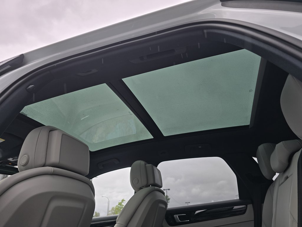2023 Porsche Cayenne PLATINUM EDIT PREMIUM PACKAGE BOSE HUD CAM360 TOIT in Montréal, Quebec - 3 - w1024h768px