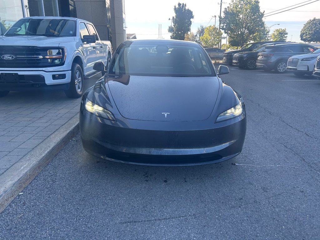 2024 Tesla Model 3 in Brossard, Quebec - 3 - w1024h768px