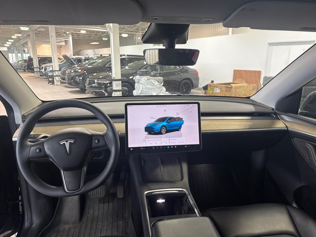 2023 Tesla Model Y STANDARD RANGE RWD CUIR TOIT PANO CAMERA in Montréal, Quebec - 4 - w1024h768px