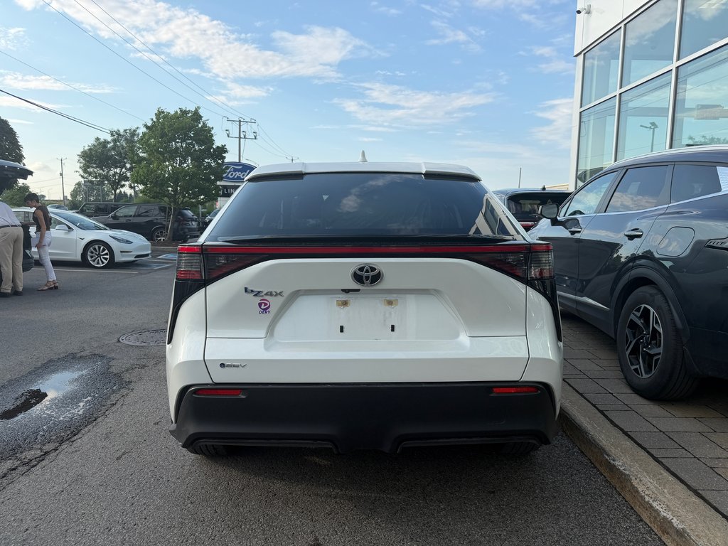 Toyota bZ4X  2024 à Brossard, Québec - 9 - w1024h768px