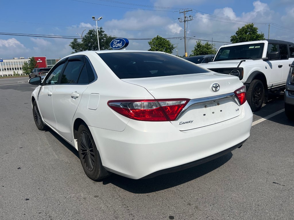2017 Toyota Camry LE | CAMÉRA | CRUISE CONTROL | AUTOMATIQUE in Brossard, Quebec - 9 - w1024h768px