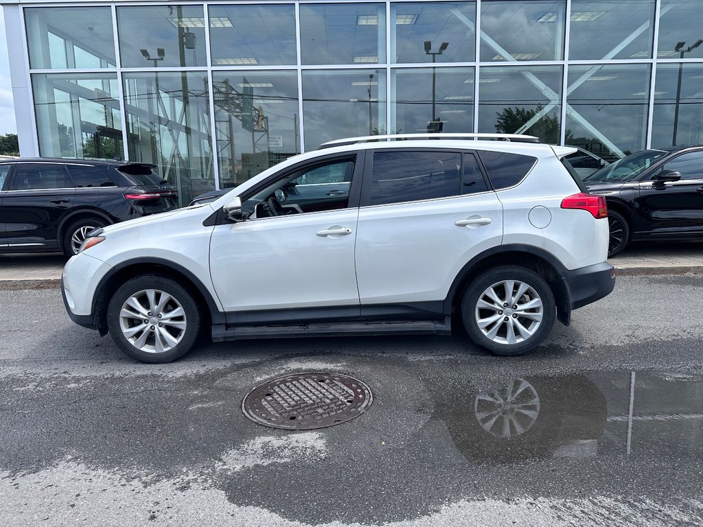 2015 Toyota RAV4 in Brossard, Quebec - 5 - w1024h768px