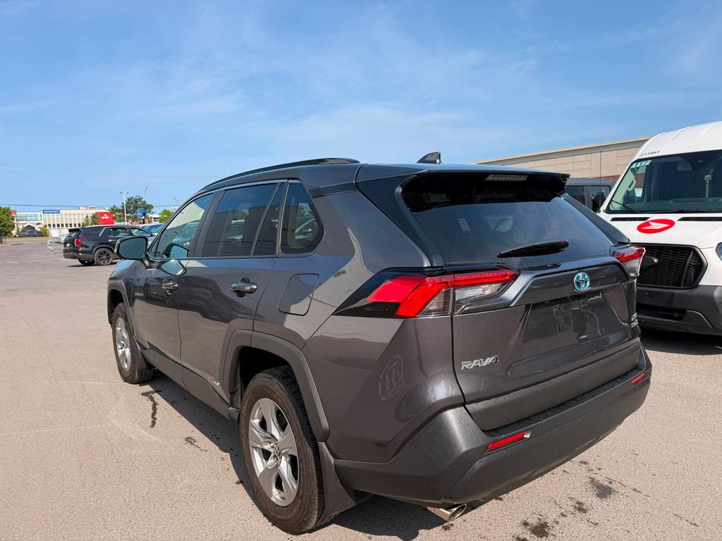 Toyota RAV4 Hybrid XLE | AWD | TOIT OUVRANT | CARPLAY | 2024 à Brossard, Québec - 5 - w1024h768px