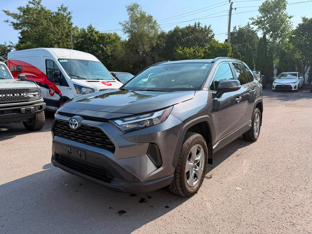 Toyota RAV4 Hybrid XLE | AWD | TOIT OUVRANT | CARPLAY | 2024 à Brossard, Québec - 1 - w1024h768px