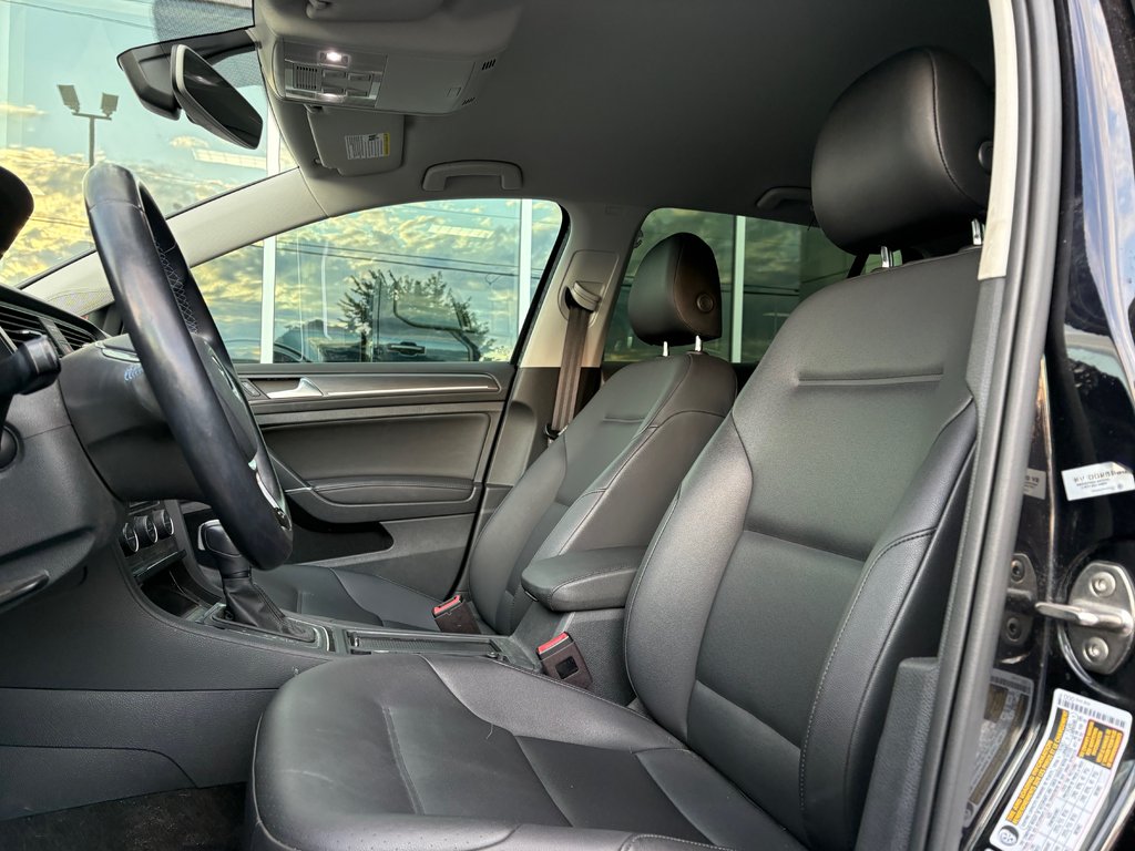 Volkswagen e-Golf  2020 à Brossard, Québec - 15 - w1024h768px