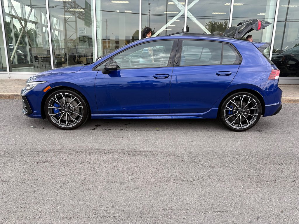 2025 Volkswagen Golf R in Brossard, Quebec - 9 - w1024h768px