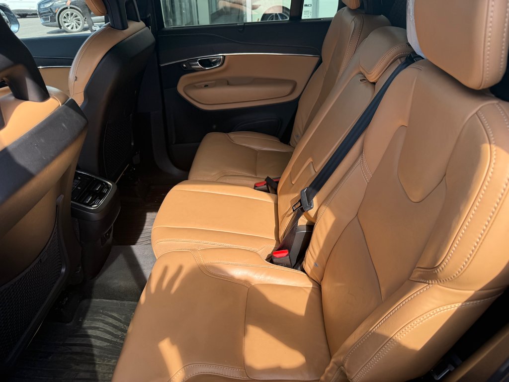 2022 Volvo XC90 in Brossard, Quebec - 7 - w1024h768px