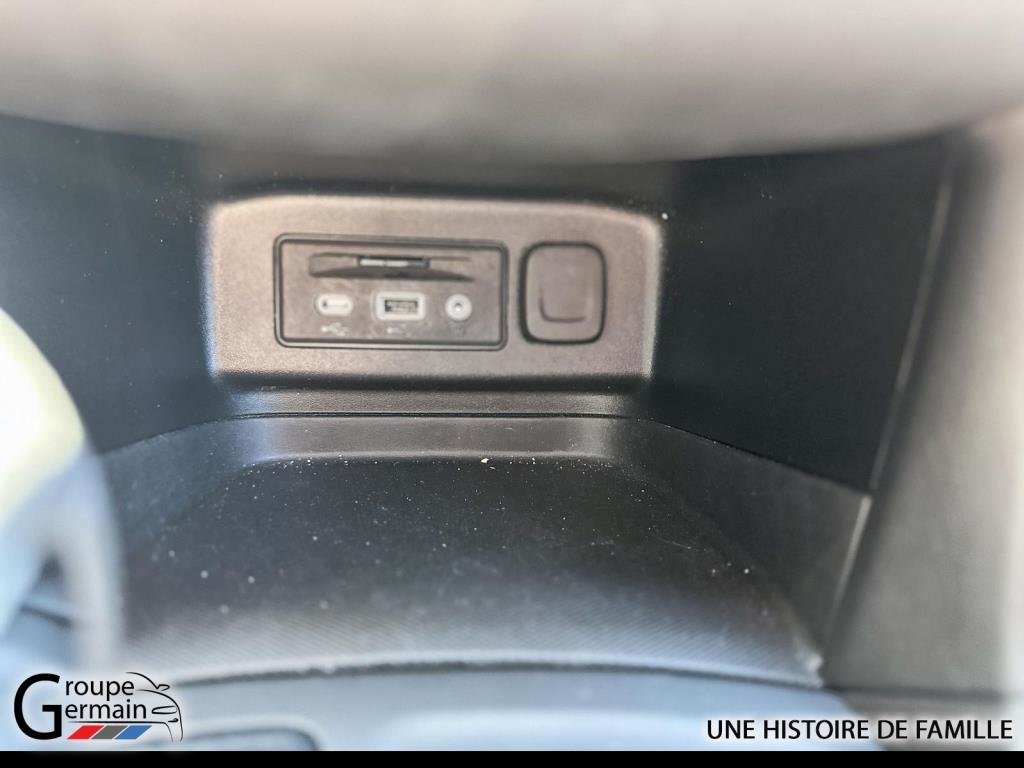 2022 Chevrolet Equinox in Donnacona, Quebec - 19 - w1024h768px