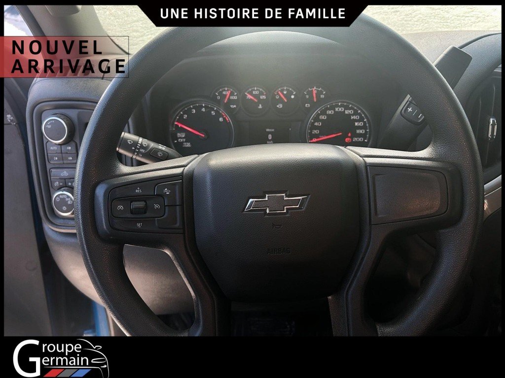 2022 Chevrolet Silverado 1500 in St-Raymond, Quebec - 5 - w1024h768px