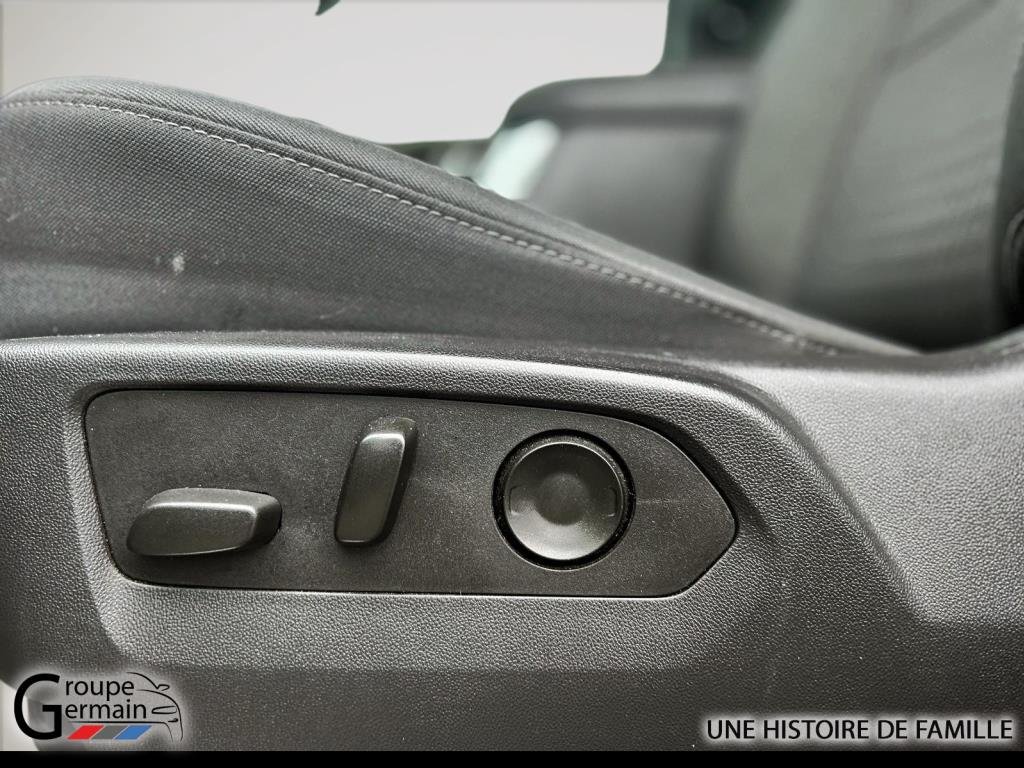 2023 Chevrolet Silverado 1500 in Donnacona, Quebec - 14 - w1024h768px