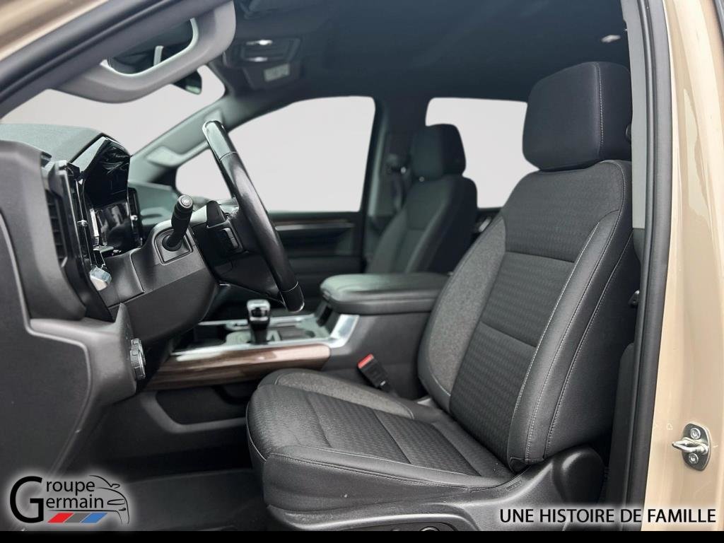 2023 Chevrolet Silverado 1500 in Donnacona, Quebec - 12 - w1024h768px
