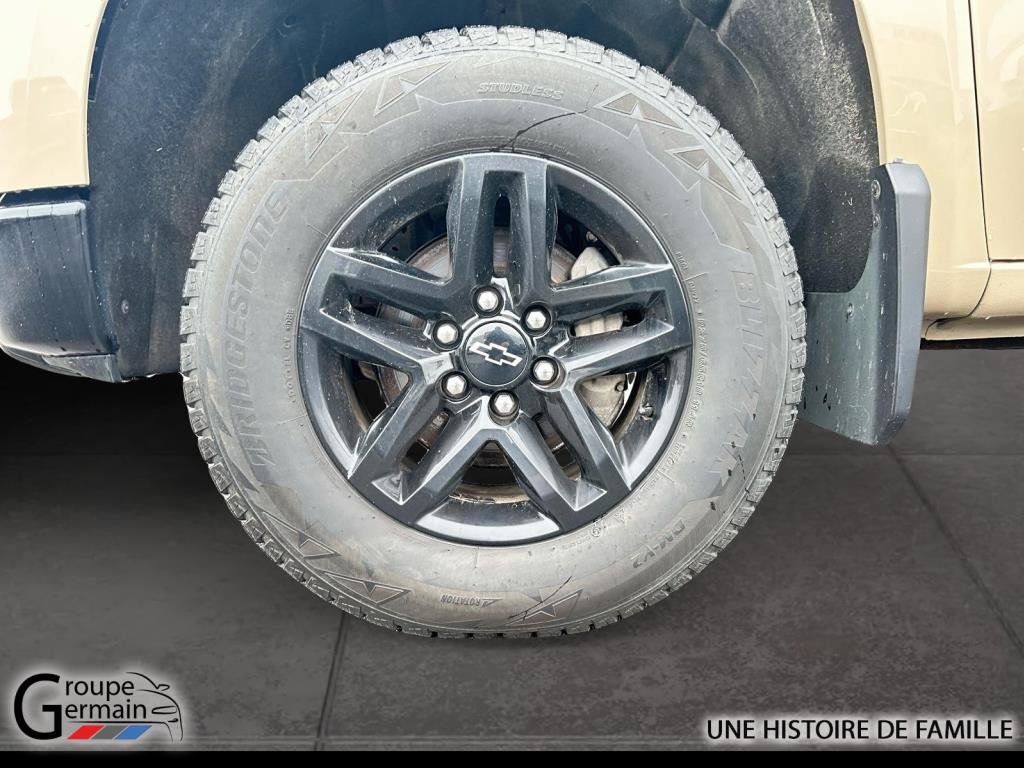 2023 Chevrolet Silverado 1500 à Donnacona, Québec - 10 - w1024h768px
