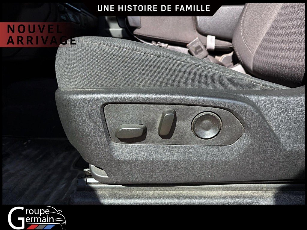 2023 Chevrolet Silverado 1500 in St-Raymond, Quebec - 17 - w1024h768px