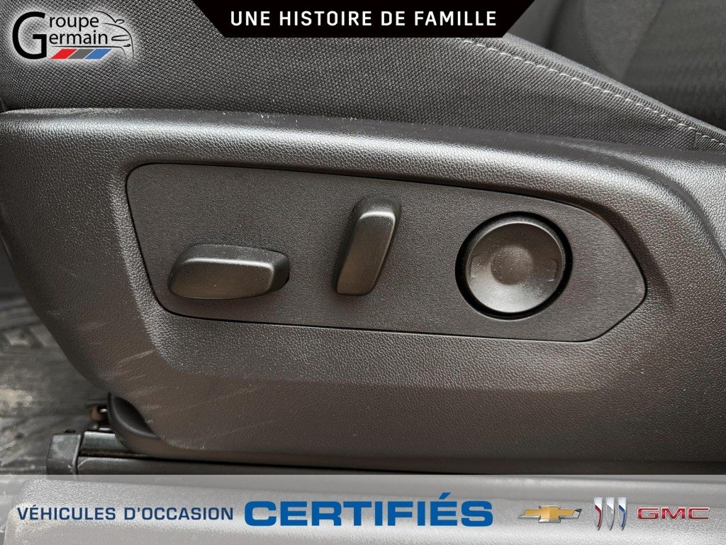 2025 Chevrolet Silverado 1500 à St-Raymond, Québec - 17 - w1024h768px