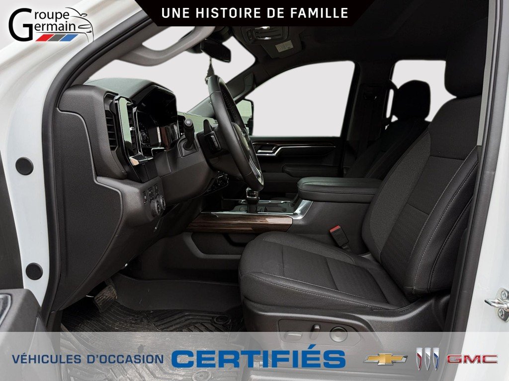 2025 Chevrolet Silverado 1500 à St-Raymond, Québec - 16 - w1024h768px